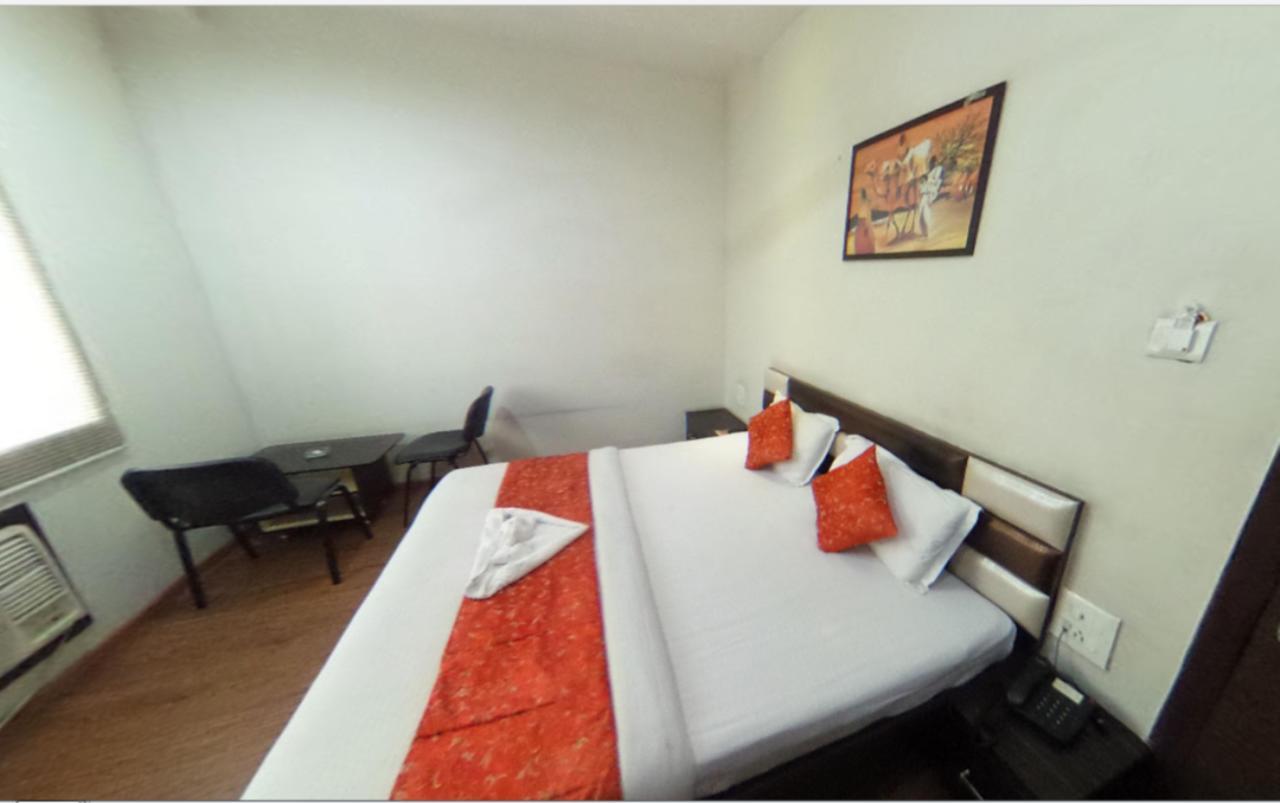 Hotel Pink Pearl Raigarh Exteriér fotografie
